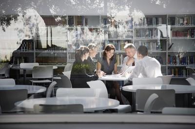 深圳商標注冊代理價格費用是多少？在深圳那個商標代理機構(gòu)靠譜？